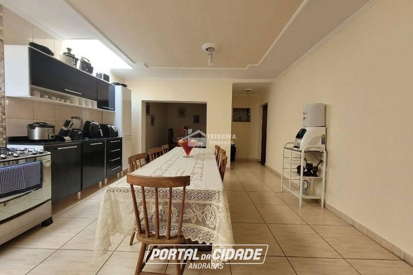 Casa &agrave; venda - 340m&sup2; - Centro