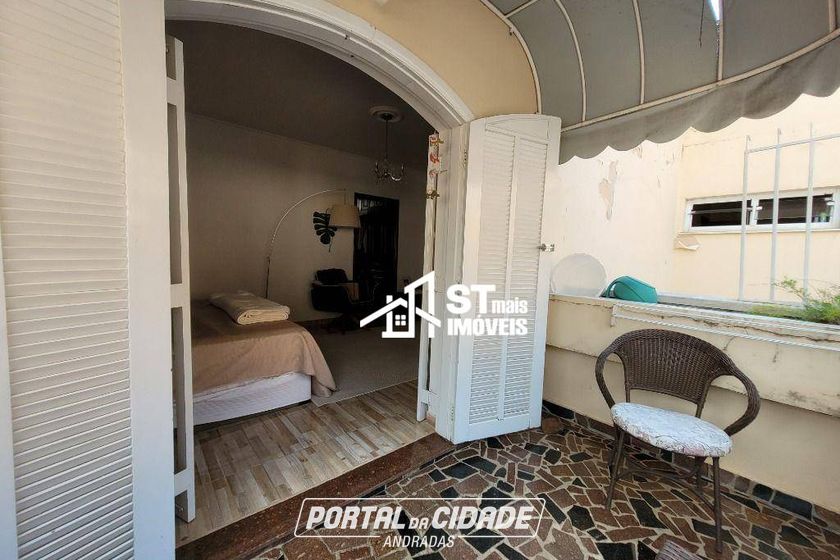 Casa &agrave; venda - 334m&sup2; - Centro
