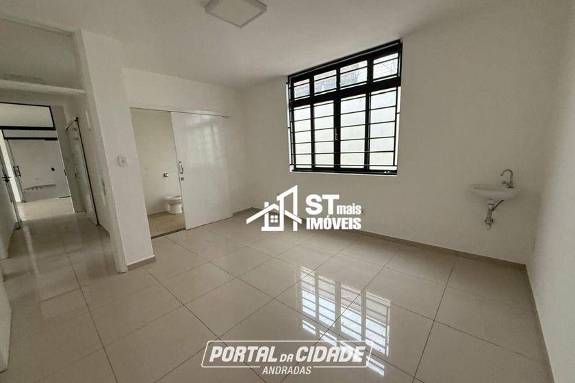 Sal&atilde;o Comercial para alugar - 205m&sup2; - Vila Mosconi