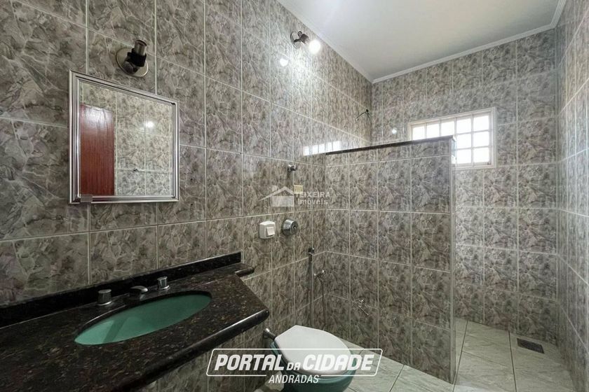 Apartamento para alugar - 123m&sup2; - Centro