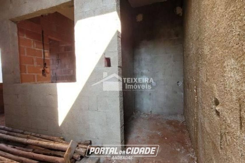 Casa &agrave; venda - 250m&sup2; - Jardim Lima
