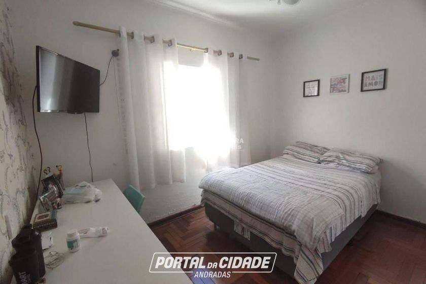 Casa &agrave; venda - 232m&sup2; - Jardim Bela Vista