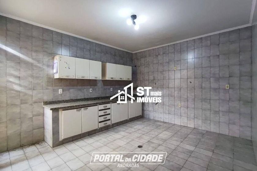 Sobrado &agrave; venda - 235m&sup2; - Centro