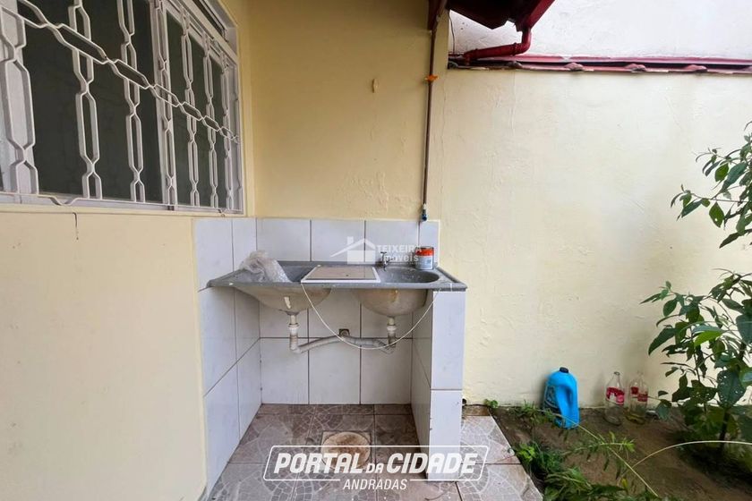 Casa para alugar - 200m&sup2; - Jardim Ip&ecirc;