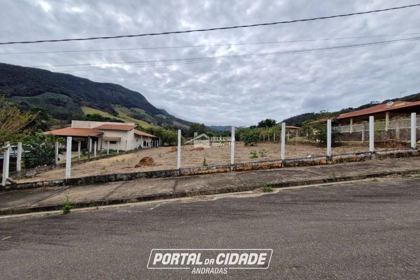 Terreno &agrave; venda - 1177m&sup2; - Residencial Para&iacute;so