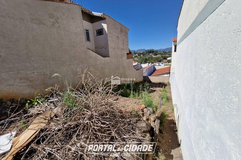 Terreno &agrave; venda - 150m&sup2; - Jardim Nova Andradas