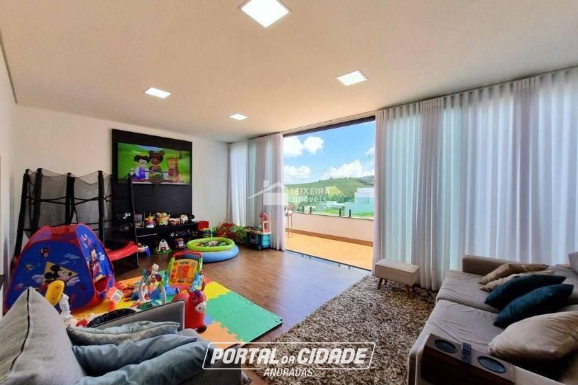 Casa &agrave; venda - 220m&sup2; - Jardim Alto da Bela Vista
