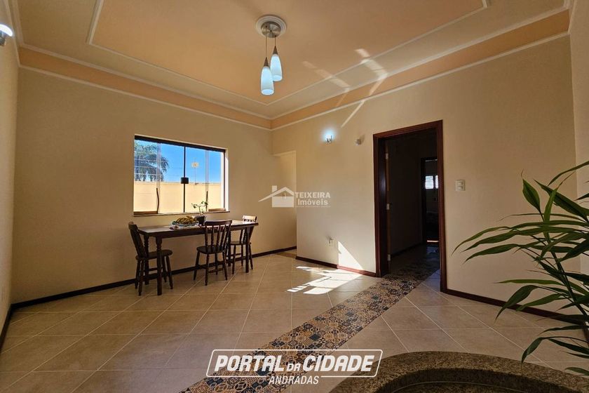 Casa &agrave; venda - 300m&sup2; - Jardim Bela Vista