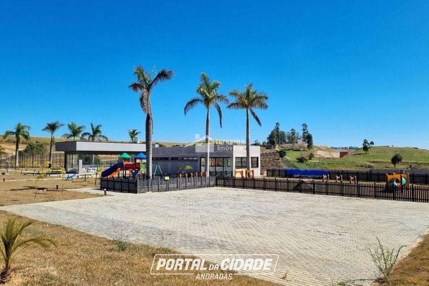 Terreno &agrave; venda - 1000m&sup2; - Quinta das Flores
