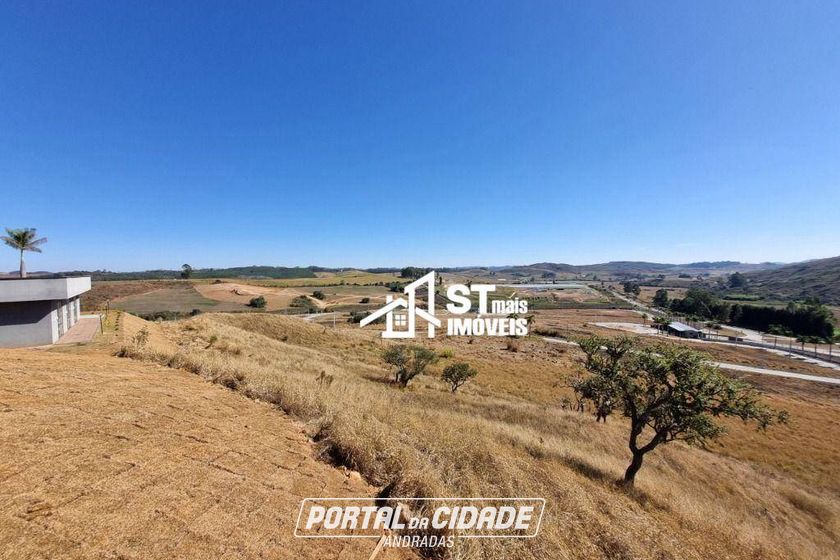 Terreno &agrave; venda - 1000m&sup2; - Quinta das Flores