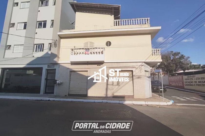 Sobrado &agrave; venda - 235m&sup2; - Centro
