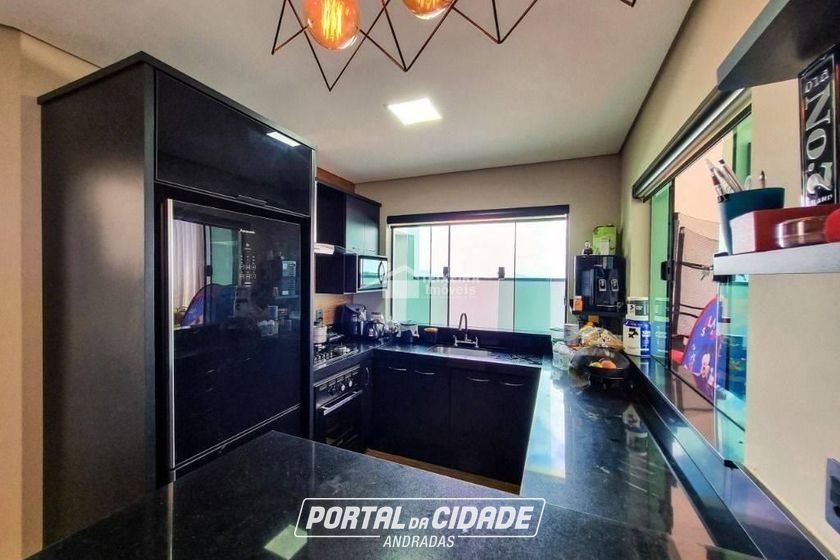 Casa &agrave; venda - 220m&sup2; - Jardim Alto da Bela Vista