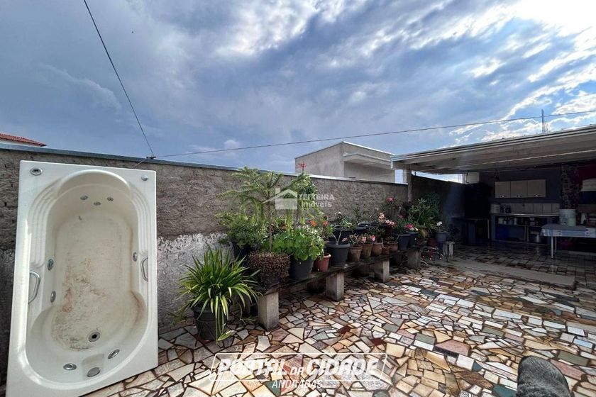 Casa &agrave; venda - 99m&sup2; - Centro