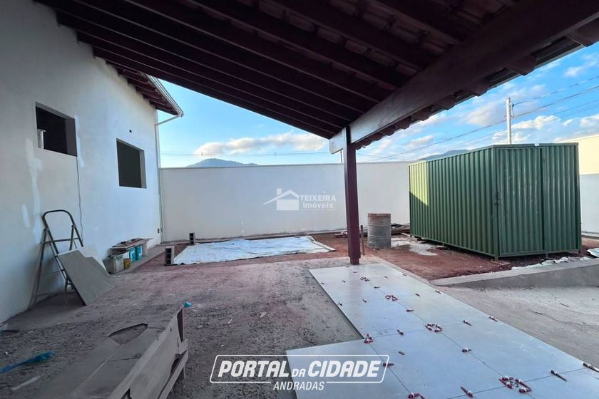 Casa &agrave; venda - 200m&sup2; - Veredas da Serra