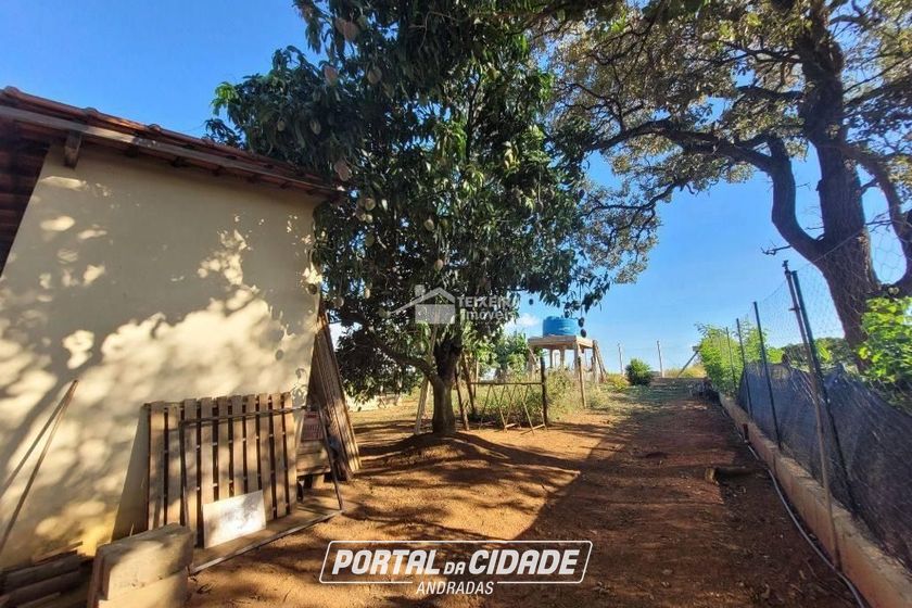 Ch&aacute;cara &agrave; venda - 50m&sup2; - Centro