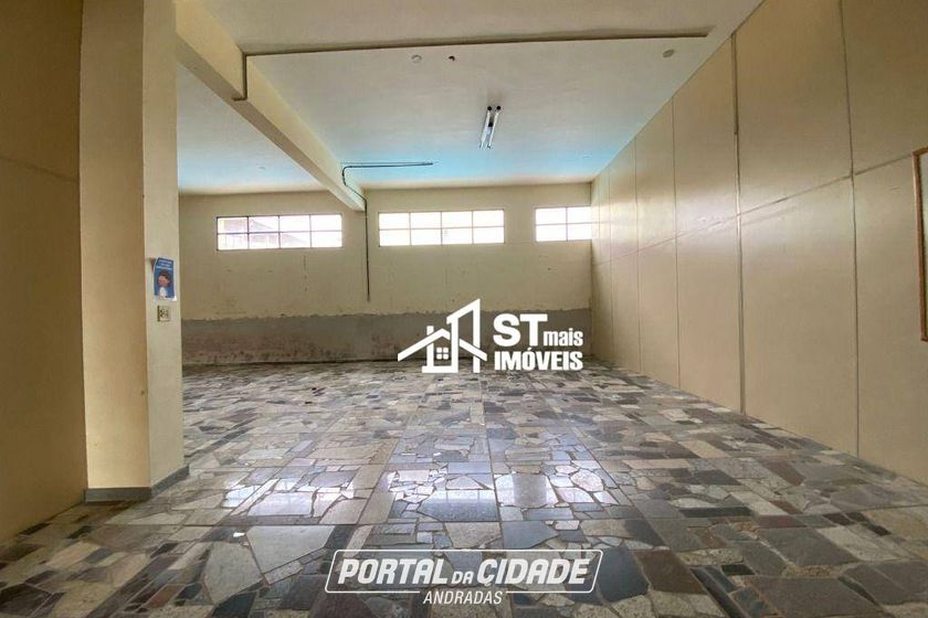 Sal&atilde;o Comercial para alugar - 300m&sup2; - Vila Buzato