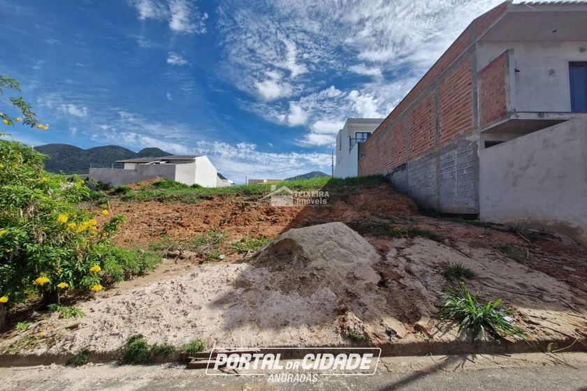 Terreno &agrave; venda - Portal da Mantiqueira
