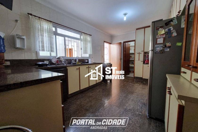 Casa &agrave; venda - 426m&sup2; - Centro