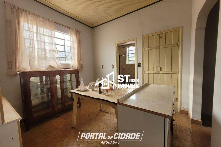 Casa &agrave; venda - 203m&sup2; - Centro