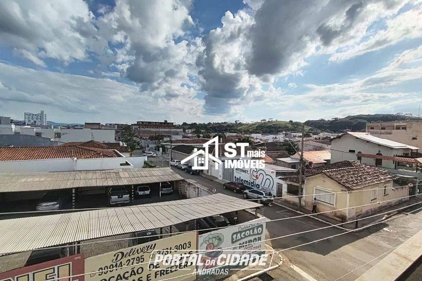 Sobrado &agrave; venda - 235m&sup2; - Centro