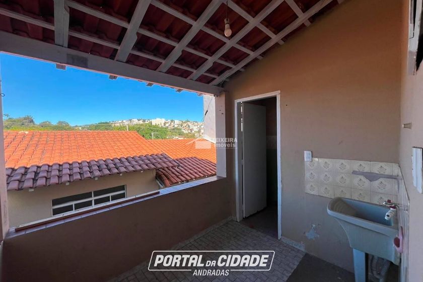 Casa para alugar - 203m&sup2; - Centro