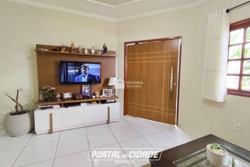 Casa &agrave; venda - 200m&sup2; - Jardim Ip&ecirc;