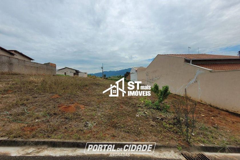 Terreno &agrave; venda - 200m&sup2; - Jardim Mirante