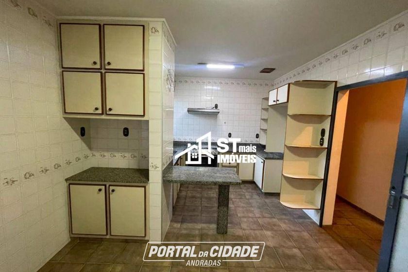 Casa para alugar - 173m&sup2; - Centro