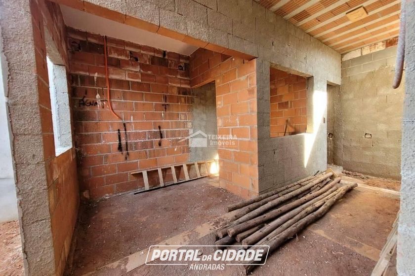 Casa &agrave; venda - 250m&sup2; - Jardim Lima