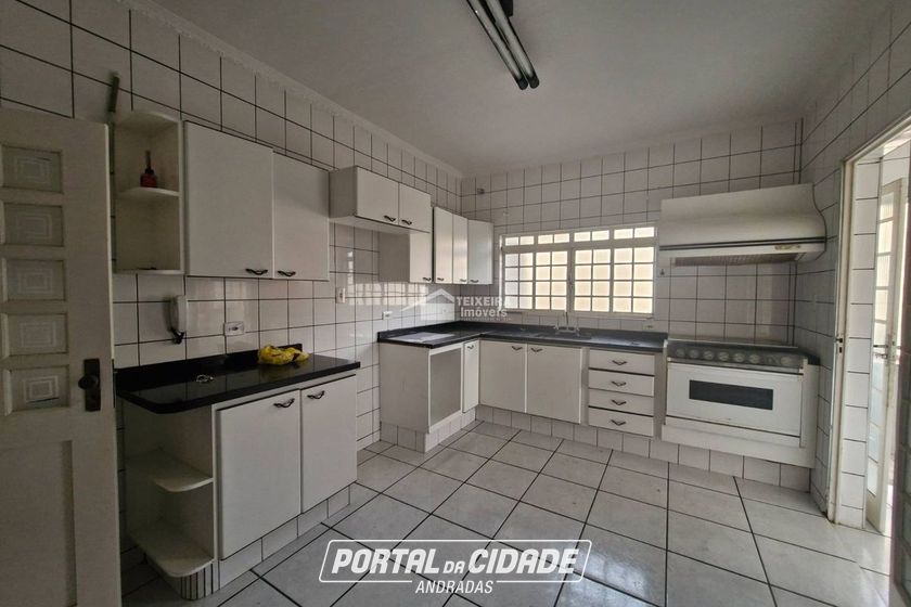 Casa para alugar - 140m&sup2; - Vila Tiradentes