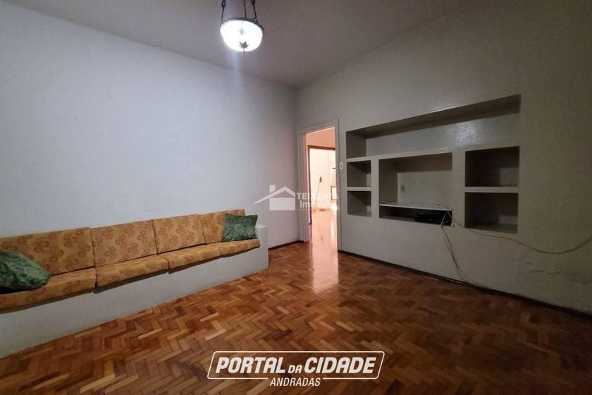 Casa &agrave; venda - 500m&sup2; - Centro