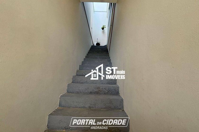 Sobrado &agrave; venda - 500m&sup2; - Jardim Mantiqueira 2