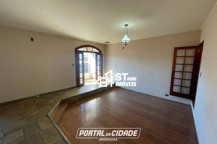 Casa para alugar - 173m&sup2; - Centro