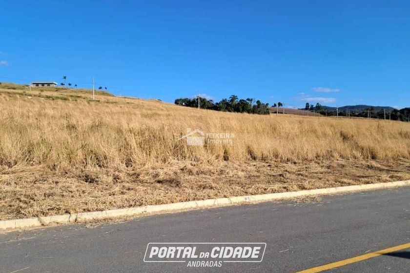 Terreno &agrave; venda - 1000m&sup2; - Quinta das Flores