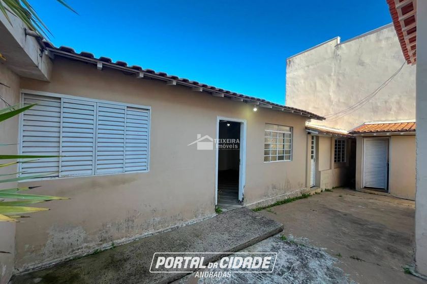 Casa para alugar - 203m&sup2; - Centro
