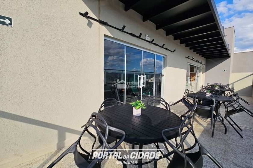 Apartamento &agrave; venda - 79m&sup2; - Centro