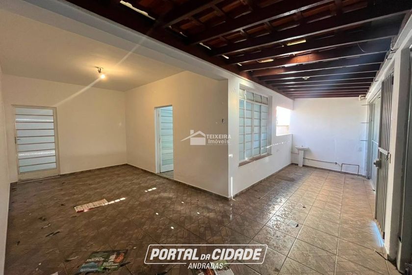 Casa para alugar - 203m&sup2; - Centro