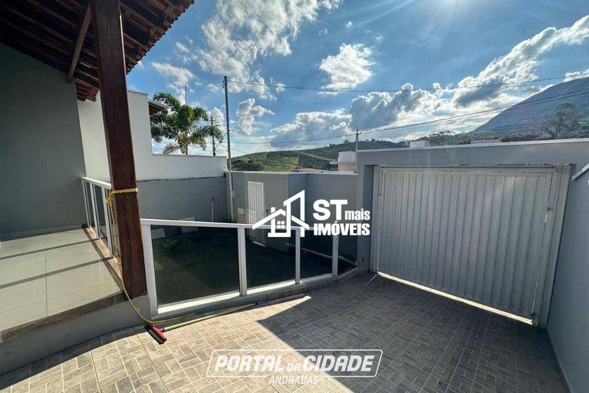 Casa &agrave; venda - 100m&sup2; - Santo Antonio de Lisboa