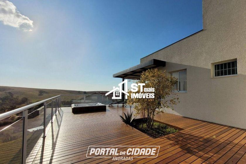 Casa &agrave; venda - 300m&sup2; - Andradas