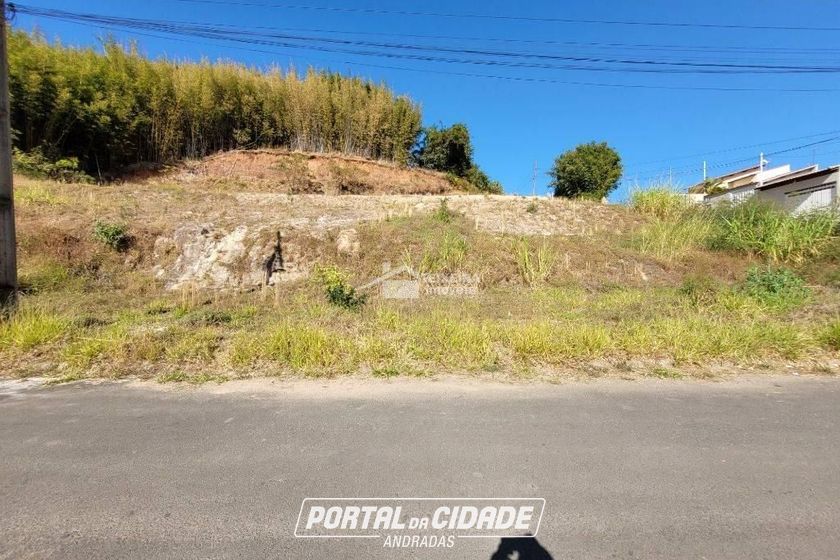Terreno &agrave; venda - 300m&sup2; - Jardim Pirapitinga