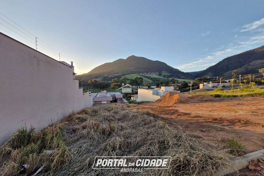 Terreno &agrave; venda - 250m&sup2; - Jardim Alto da Bela Vista