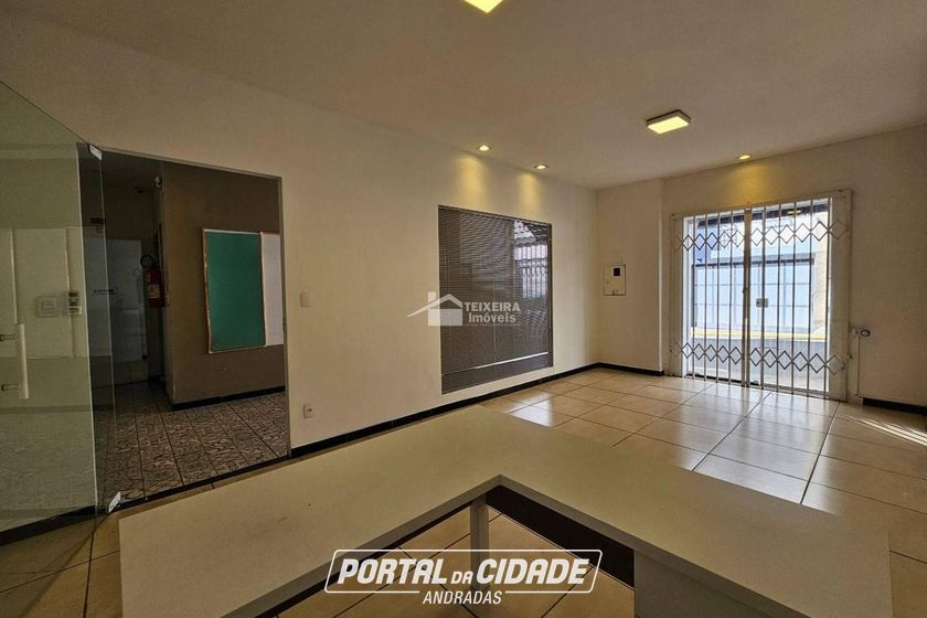 Sala Comercial para alugar - 168m&sup2; - Centro