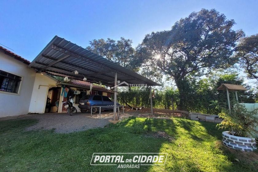 Ch&aacute;cara &agrave; venda - 50m&sup2; - Centro