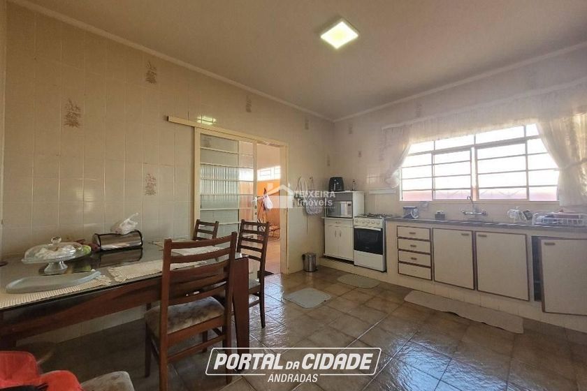 Casa &agrave; venda - 281m&sup2; - Jardim Bela Vista