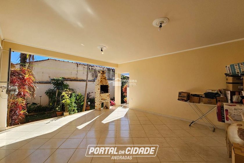 Casa &agrave; venda - 300m&sup2; - Jardim Bela Vista