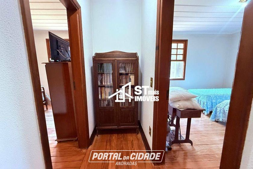 Ch&aacute;cara &agrave; venda - 9168m&sup2; - Jardim Vista Alegre
