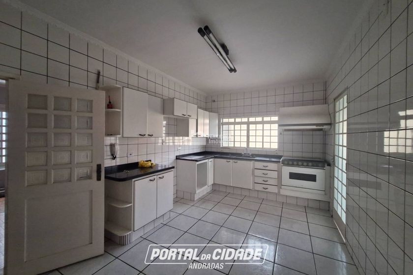 Casa para alugar - 140m&sup2; - Vila Tiradentes
