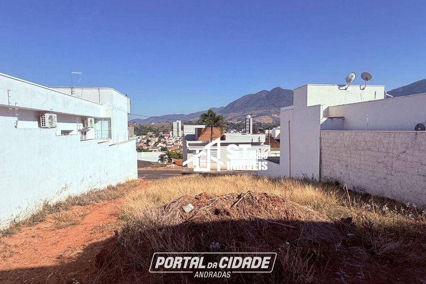 Terreno &agrave; venda - 330m&sup2; - Jardim It&aacute;lia
