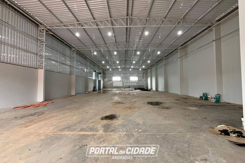 Sal&atilde;o Comercial para alugar - 860m&sup2; - Trade Park
