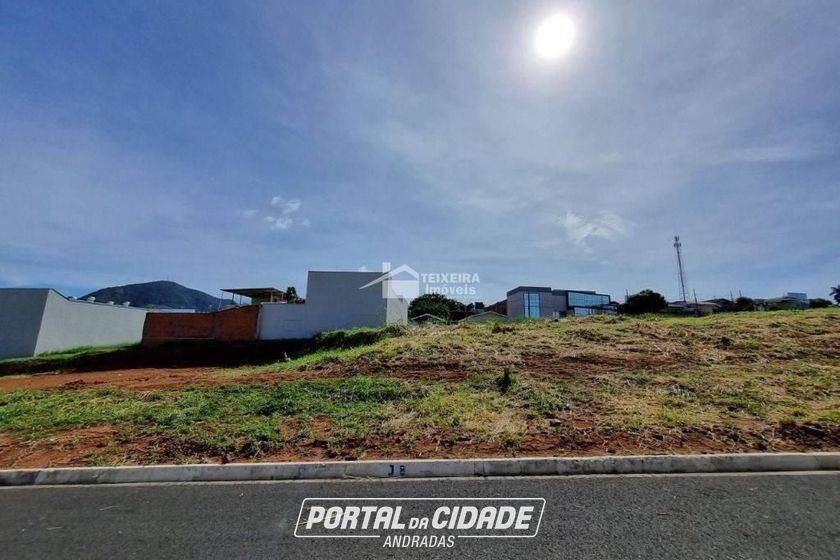 Terreno &agrave; venda - 661m&sup2; - Jardim Lima